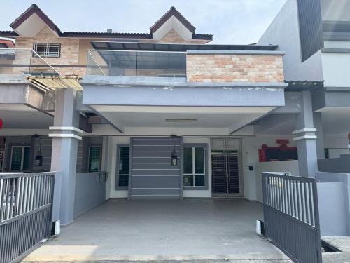 39 HSH 4Bed5Bath LGK