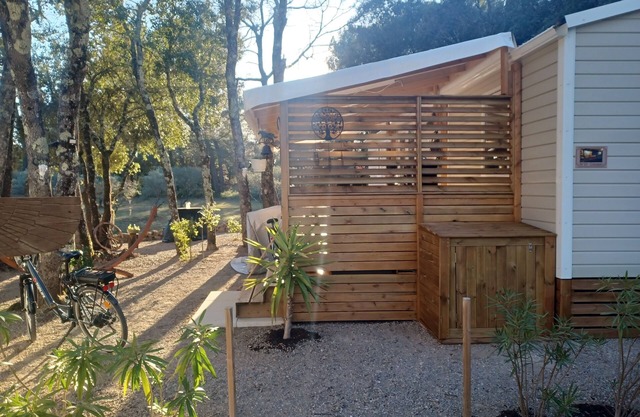 3bed 2sde air-conditioned mobile home in the heart of the Haut Var