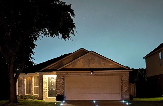 3BR/2B Home Away From Home · 2.5mi to IAH