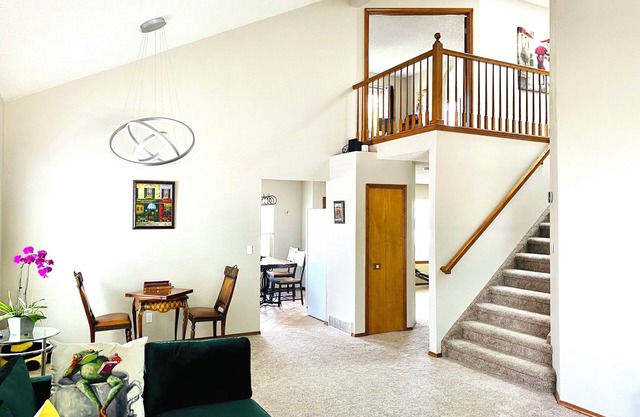 3br home + 2br guest unit close to USAFA