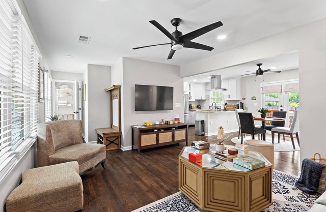 3BR Ranch with King Bed, Fenced Yard, and Fast WiFi - Extended Stays Welcome!