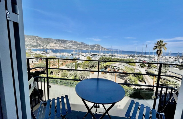 3p 2min from the beach, air conditioning, wifi, parking