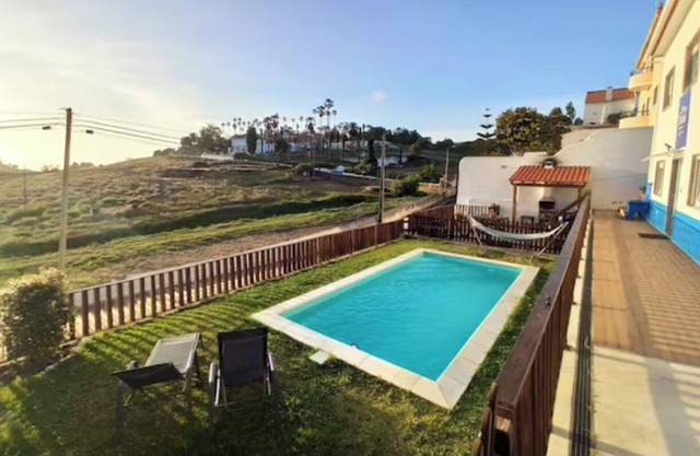 4 bedroom villa with barbecue and pool - Like a Localn