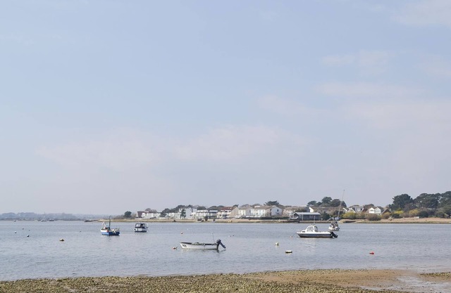 4 bedroom accommodation in Mudeford, near Christchurch