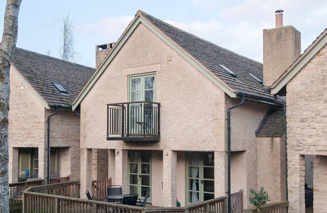 4 bedroom accommodation in Somerford Keynes, near Cirencester