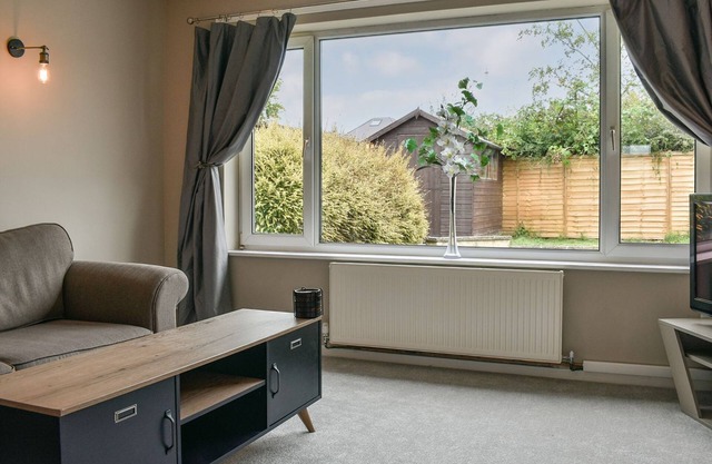 4 bedroom accommodation in Ashbourne