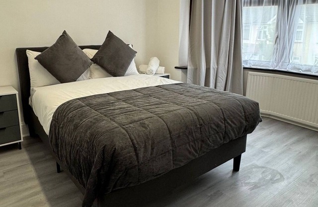 4 Bedroom House - Romford