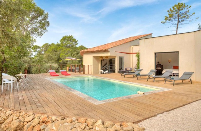 4 Bedroom Lovely Home In Sillans La Cascade