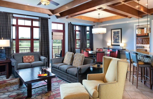 4 Bedroom Presidential Suite, Pool View, in Great Smoky Mountains!
