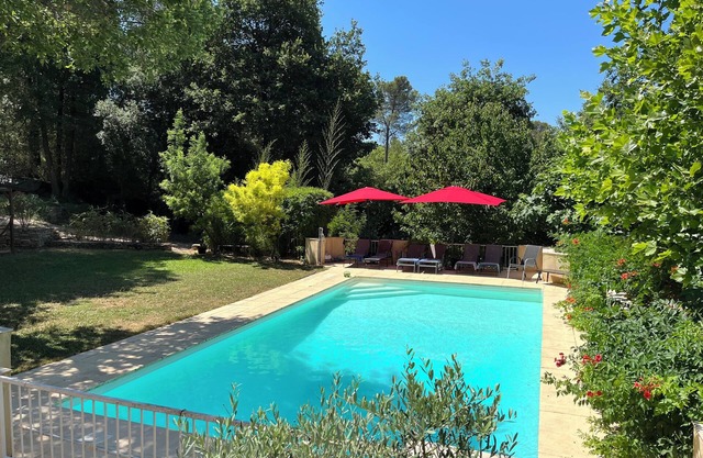 4 Chambres Grand Jardin et Piscine Proche Aix en Provence