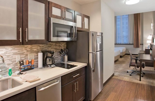 4 Charming Suites for Unforgettable Stay w/Kitchen - Pets Allowed!