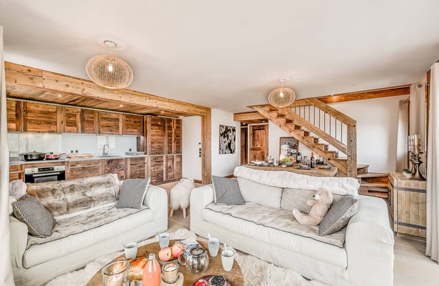4* Duplex Apartment on the Slopes in Tignes with Hotel Services and Spa Access