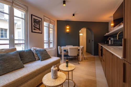 4 Guest - Hausmanian Flat Arc de Triomph