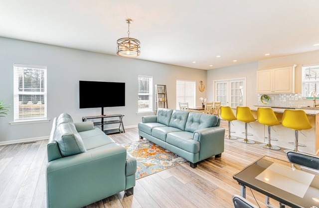 4 Mi to Beach: Frankford Home w/Game Room