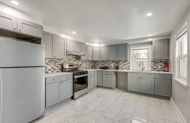 4 Mi to Center City: Philadelphia Townhome!