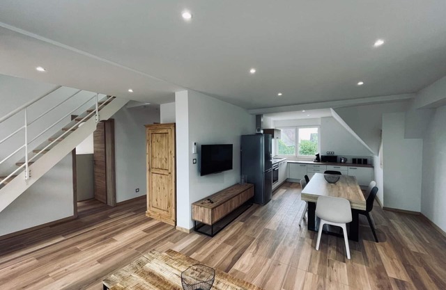 4-room duplex gîte with mountain-view terrace