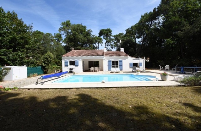 4* VILLA/HEATED POOL/NEAR PINE FOREST AND BEACHES/JARD SUR MER