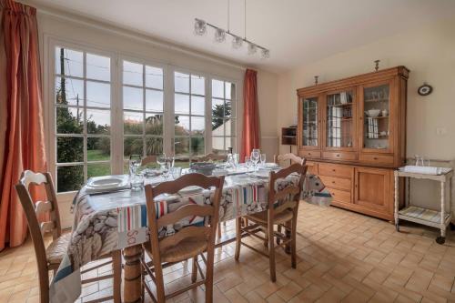 400m de la plage, Pointe St Gildas, maison pour 6