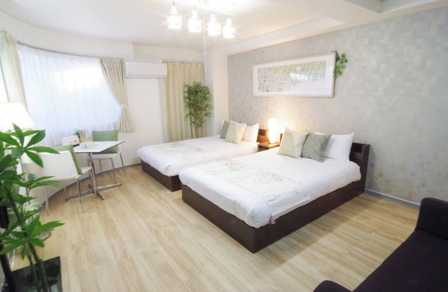 402 6 minutes walk from Nihonbashi station Walk - 402/Osaka Ōsaka