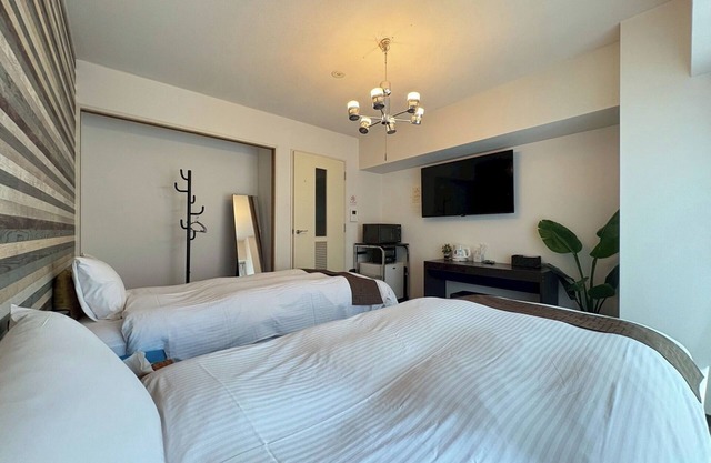402 Twin room with shower room 2 single beds Near Kanazawa Castle Park/Kanazawa Ishikawa