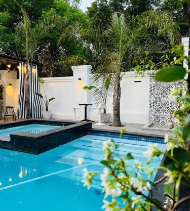 435 on vale boutique aparthotel