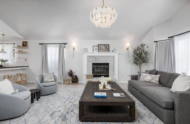 4bd Luxury Country Escape w POOLn