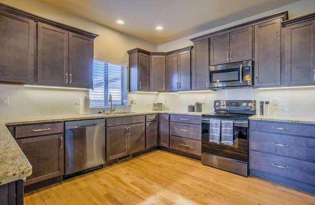 4BD Space & Flexibilitygreat Westside Location