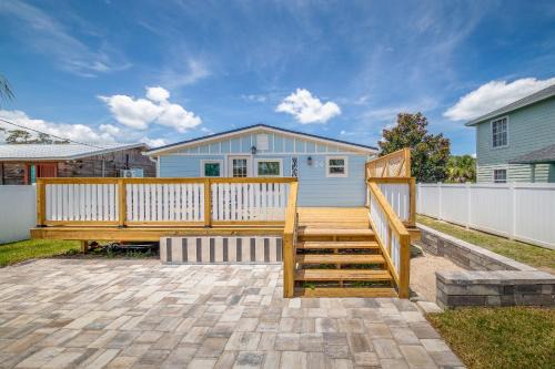 4br Coastal Cottage W Golf Cart, Kayaks, Pool