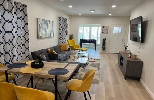 4br Duplex with a Zen Ambiance