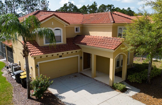 4BR spacious, luxury villa. Nr Disney, private spa&pool, Games Room