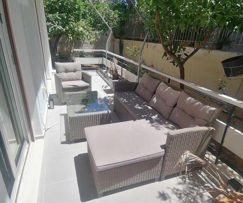 4pax, central Voula, market, beach