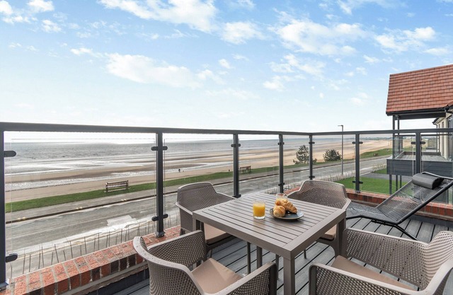 5 bedroom accommodation in Bridlington