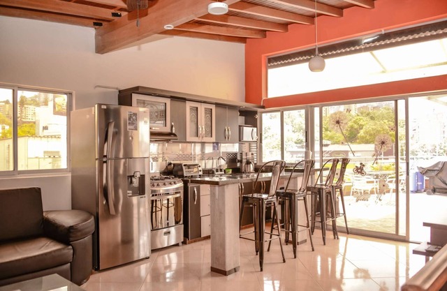 5 Bedroom Combo of Penthouse and Private roof and 2 bedroom 2 floors below 2 hot tubs