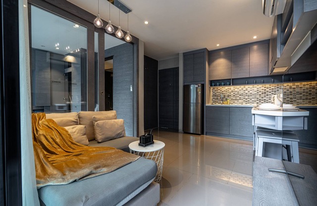 5★ Kamala 1BR Pool, Gym & Rooftop Bar L501