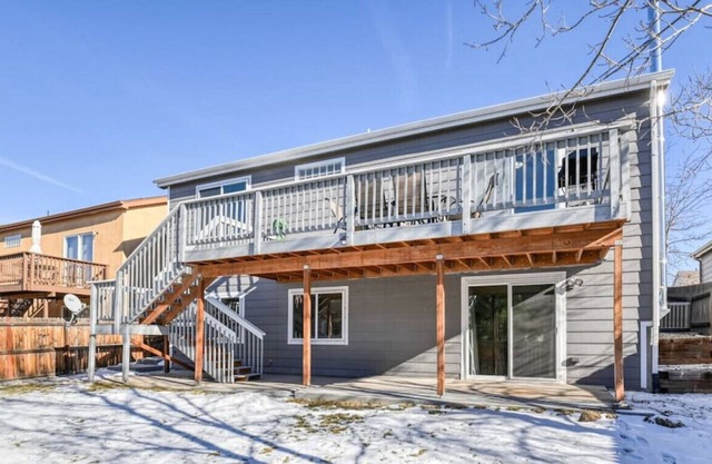 5 Min to USAFA- Private 3 Bdr basement apartment