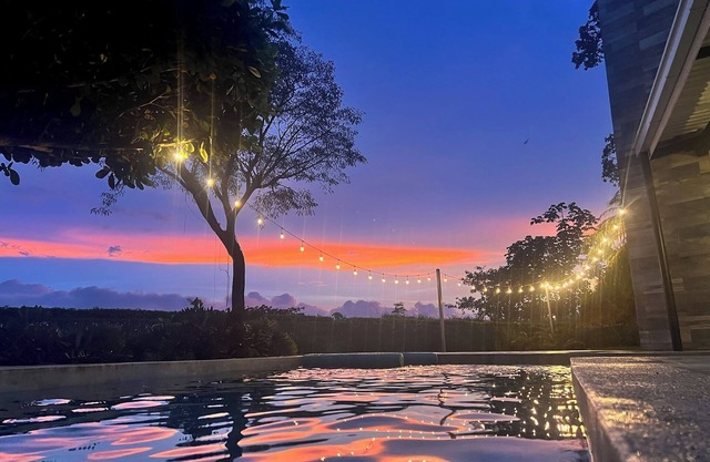 5 Mins to the Beach! 🏝️ Gated Community, Private Pool, Ocean & Mountain Views!