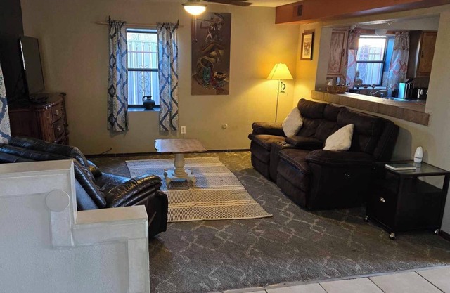 5 minute walk to Old Town Plaza, Great location for your, Family Sized home