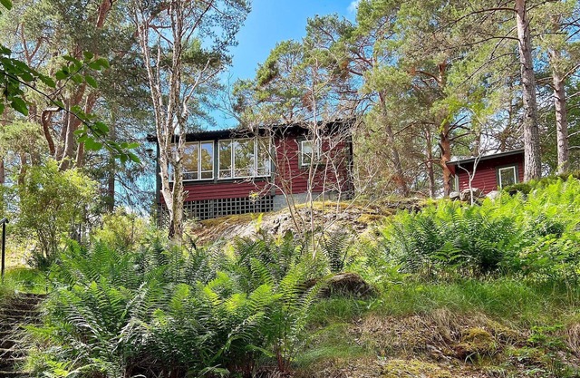 5 person holiday home in VÄRMDÖ