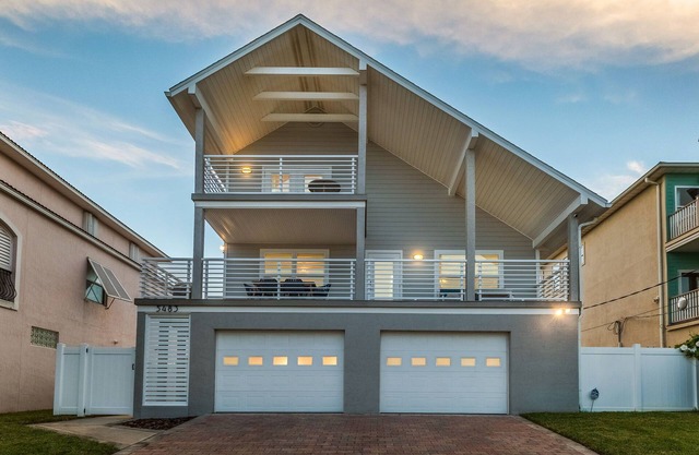 500 ft To Beach/Balcony Ocean Views/Hot Tub/Yoga Studio/Bikes/In-Law Suite