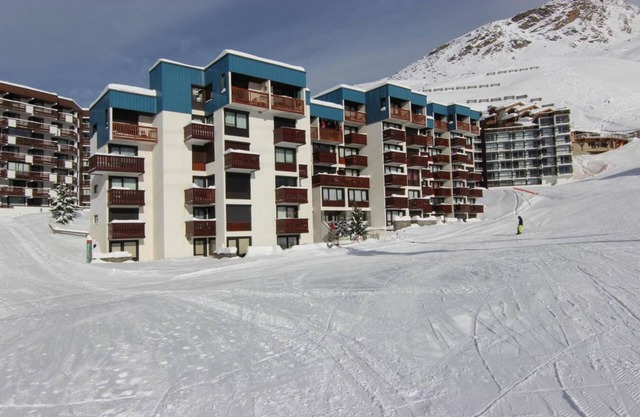 50m from ski slopes, 3rd floor, balcony, tv, ski locker, 39m², Val Thorens