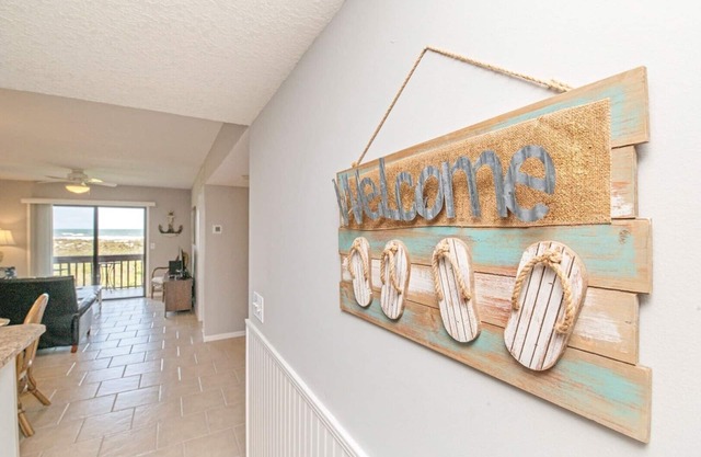 5221 Ocean Front 2nd Floor