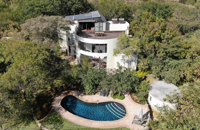 528 Victoria Falls Guest House