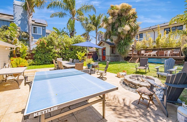 5bdr + Kids Game Room, Walk to Beach, Hot Tub!
