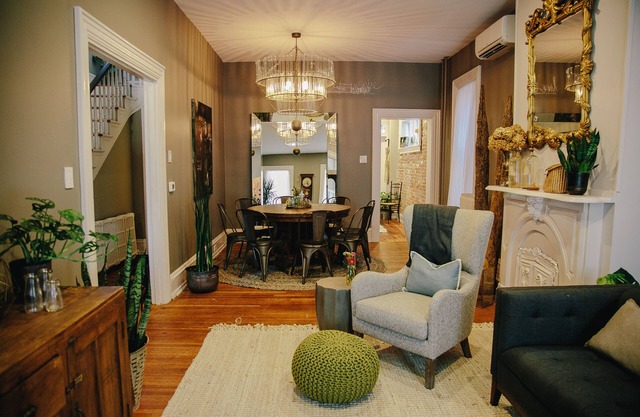 6 Bedroom Downtown Home/Remodeled + Close to all