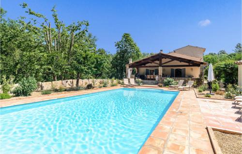 6 Bedroom Pet Friendly Home In Carcès