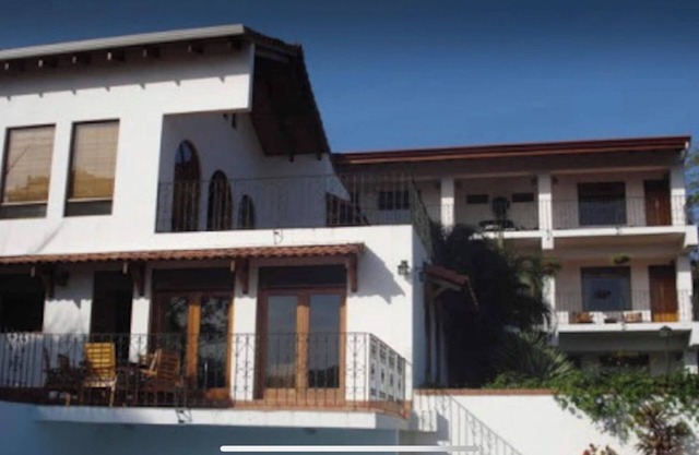 6 Bedrooms Ocean Villa Just 400 meters from the Ocotal Beach