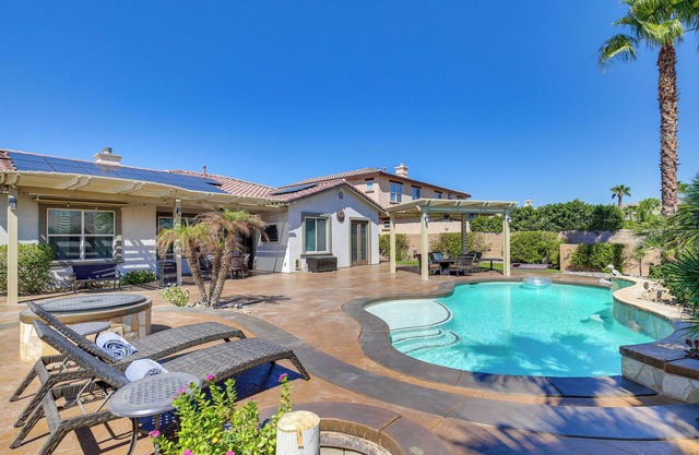 6 Mi to Coachella: Retreat w/Outdoor Oasis