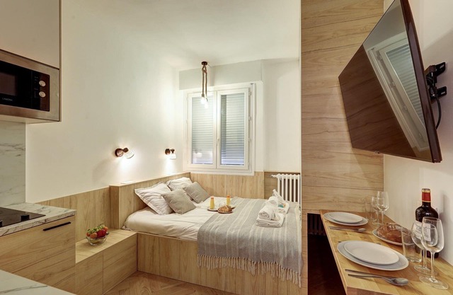 674 Suite Square Mozart - Superb Studio in Paris