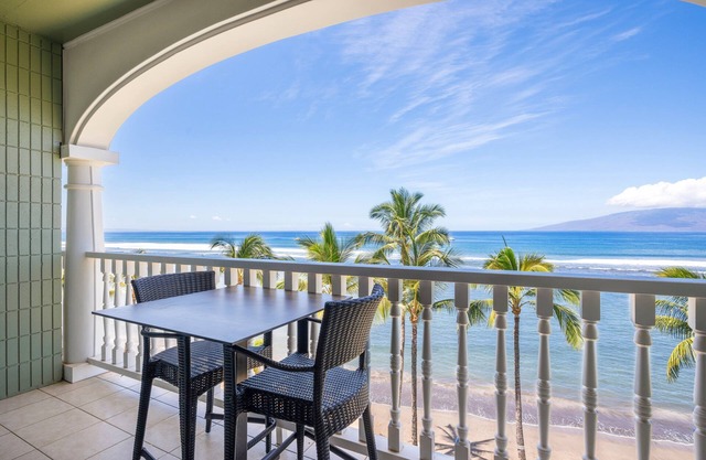 6th Floor Ocean Front Condo - Best Ocean Views!