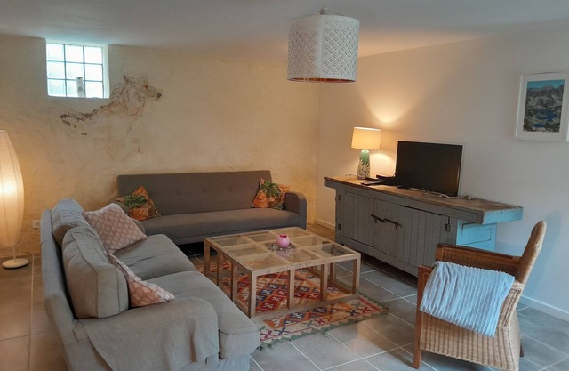 7-bedroom gite for up to 12 people